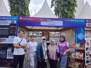 Depan booth rewako